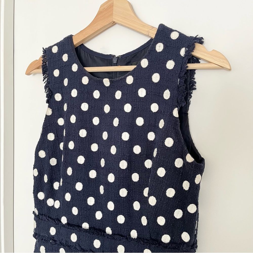 J.Crew Boucle Sheath Dress Size 4 Navy Polka Dots Elegant Preppy Wedding Guest - Picture 3 of 4